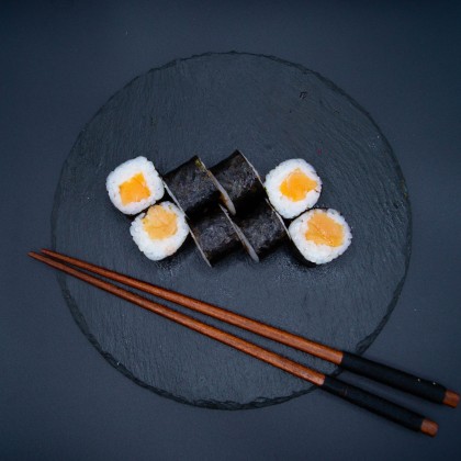 Маки с Лососем