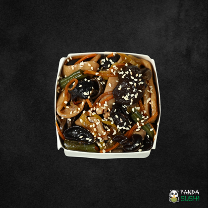 Гречневая лапша с муэр и кальмаром