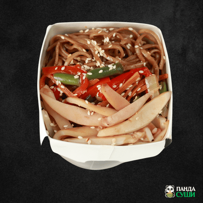 Гречневая лапша ВОК с кальмаром