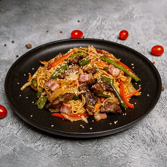 WOK с Говядиной и Беконом BBQ