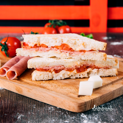 Сэндвич с ветчиной и сыром