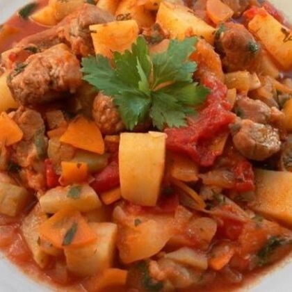 Овощное рагу со свининой