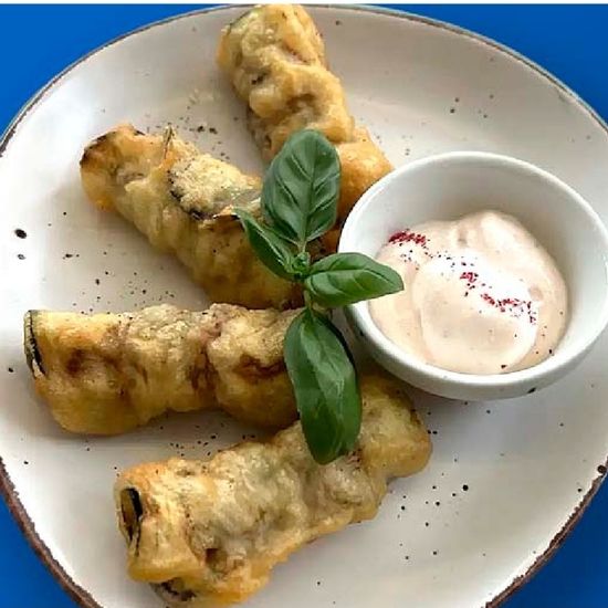Мясная рола мелидзана