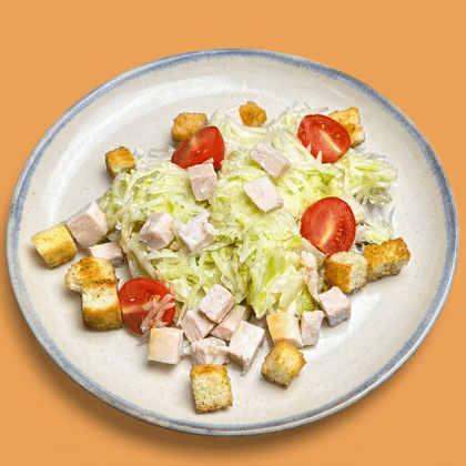 Салат Цезарь с курицей