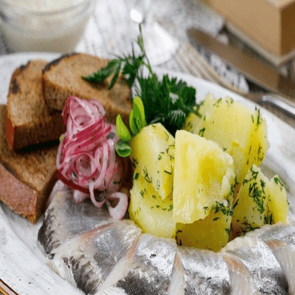 Сельдь с картофелем