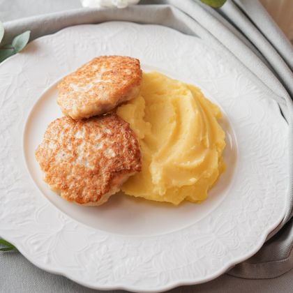 Куриные котлетки / картофельный крем