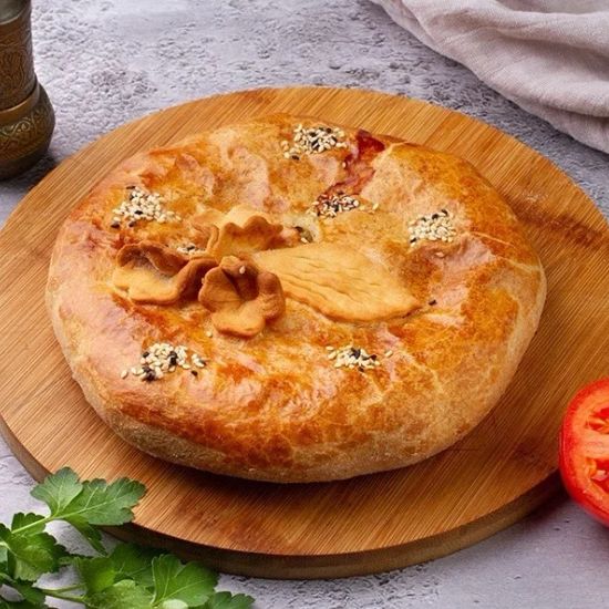 Пирог с бараниной и луком