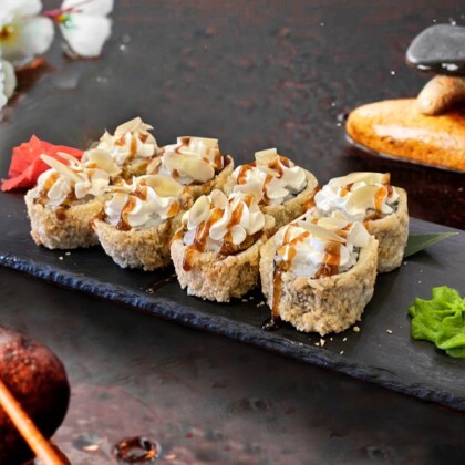 Дабл чиз с кальмаром фри и лепестками миндаля
