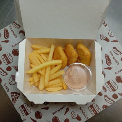 Школьный бокс с куриными наггетсами