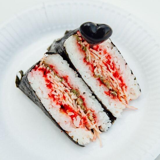 Со спайси крабом и икрой масаго