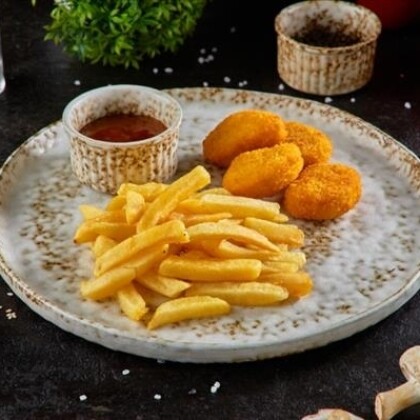 КУРИНЫЕ НАГЕТСЫ С ФРИ
