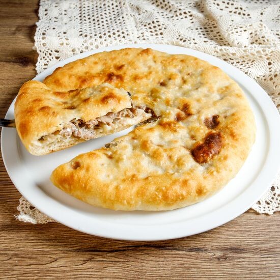 Пирог с мясом и грибами