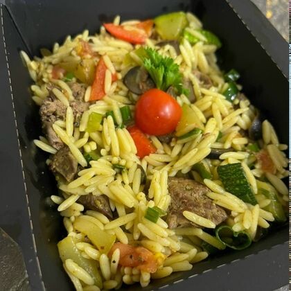 Ризони с куриной печенью и овощами