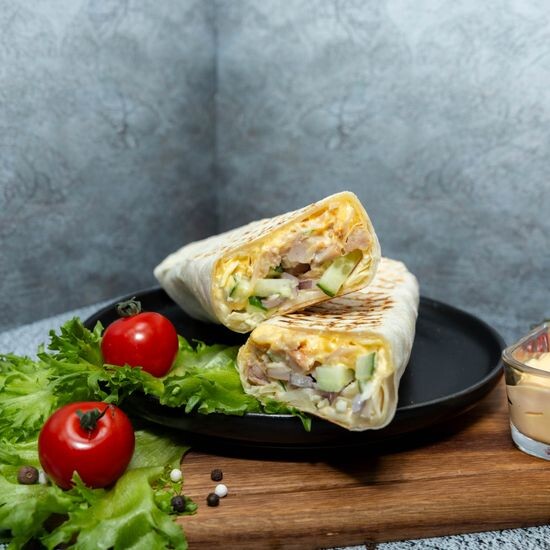 Шаурма мини сырная с курицей